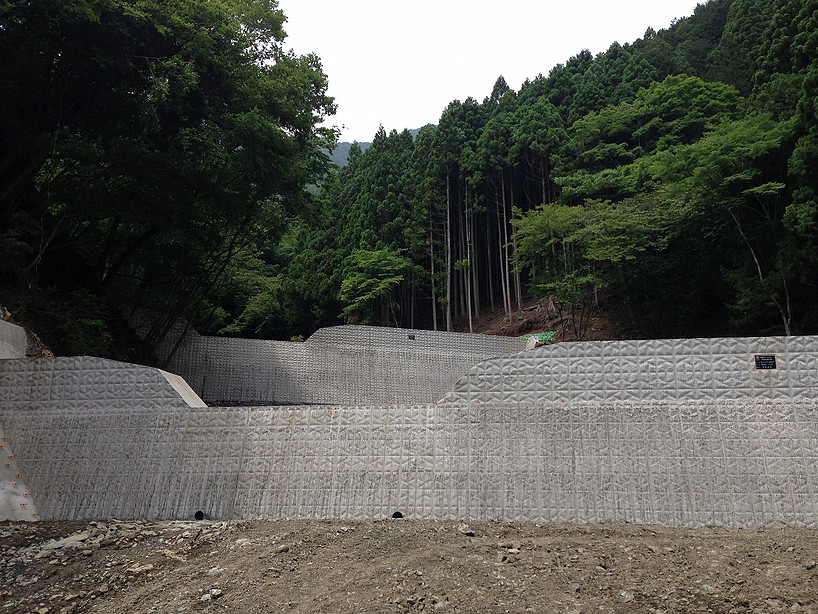 Ｈ25細川沢治山工事（山北町）