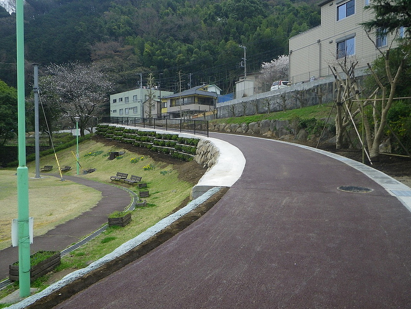 泉公園沿道工事（熱海市）